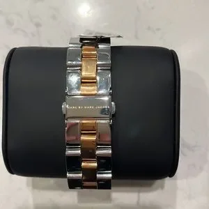 Marc By Marc Jacobs | Accessories | Marc By Marc Jacobs  display picture 2